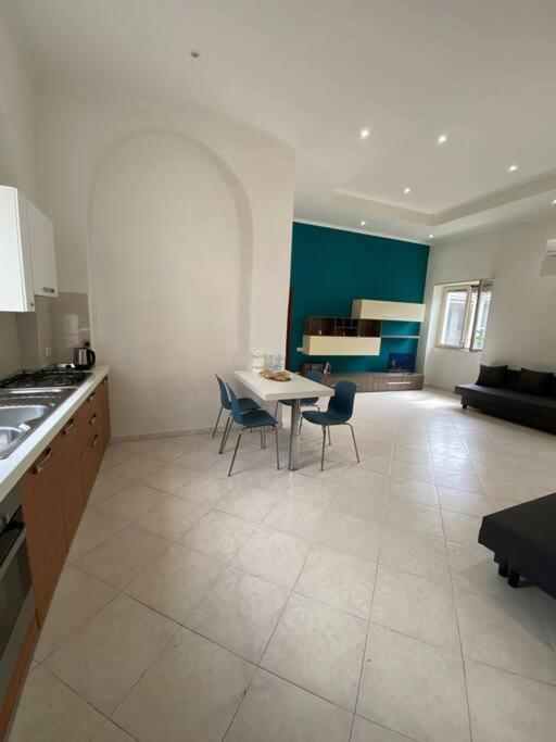 Holiday House Duomo 202 Nápoly Kültér fotó